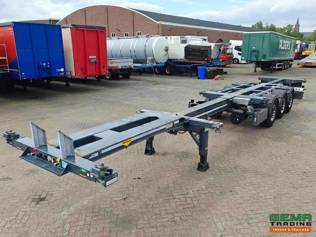 Broshuis 3UCC-39/45 MFCC Alle Soorten Containers - Midden/Achterschuiver - LiftAs - SAF Assen Schijfrem - 10/2026 APK leasen