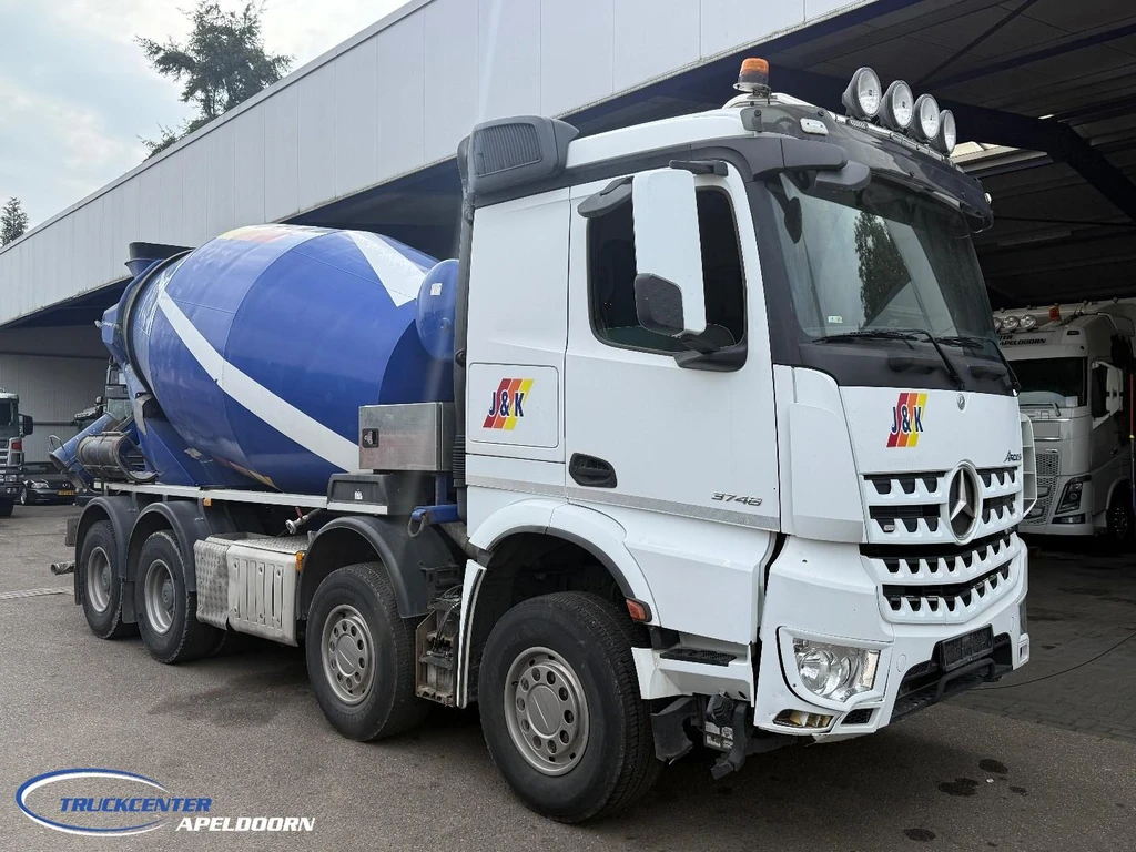 Mercedes-Benz Arocs 3748 8x4 Reduction axles, Liebherr 9m3 TC11415 leasen