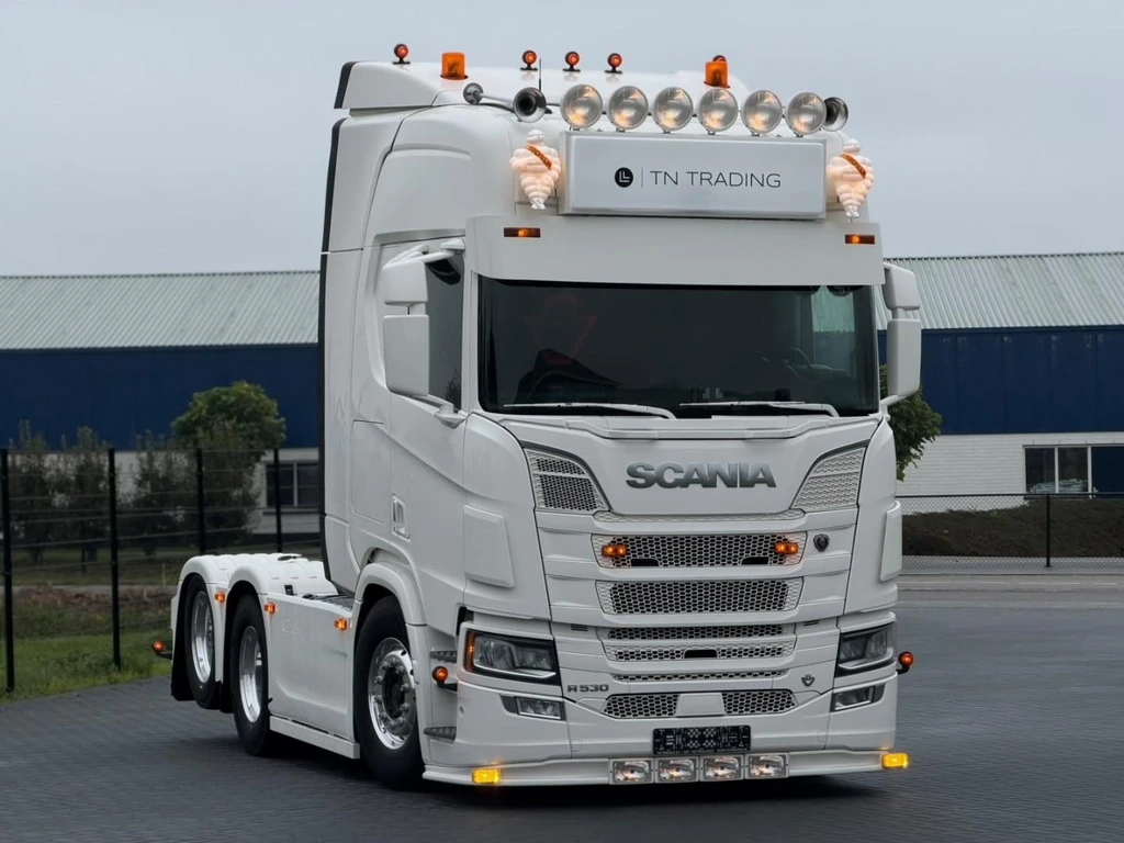 Scania R530 V8 NGS SHOW TRUCK, SHOW INTERIOR, RETARDER, FULL AIR, WIELBASIS 2.95, TOP! leasen