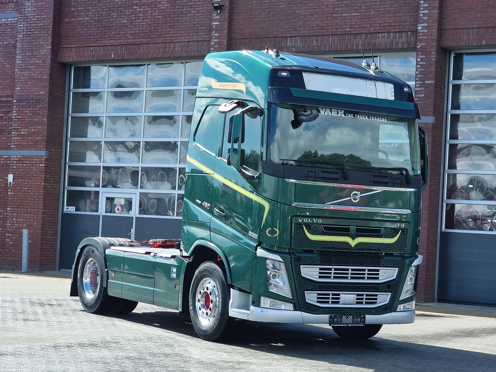 Volvo FH 13.460 Globetrotter 4x2 - ADR - Chassis cover - Alloy - Navi leasen