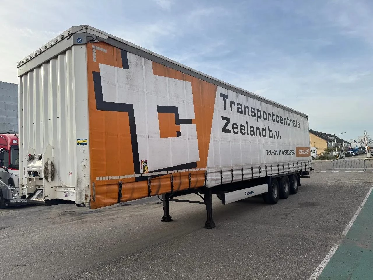 Krone SD 3 AXLE - DRUM BRAKES - SLIDING ROOF RHT20417 leasen