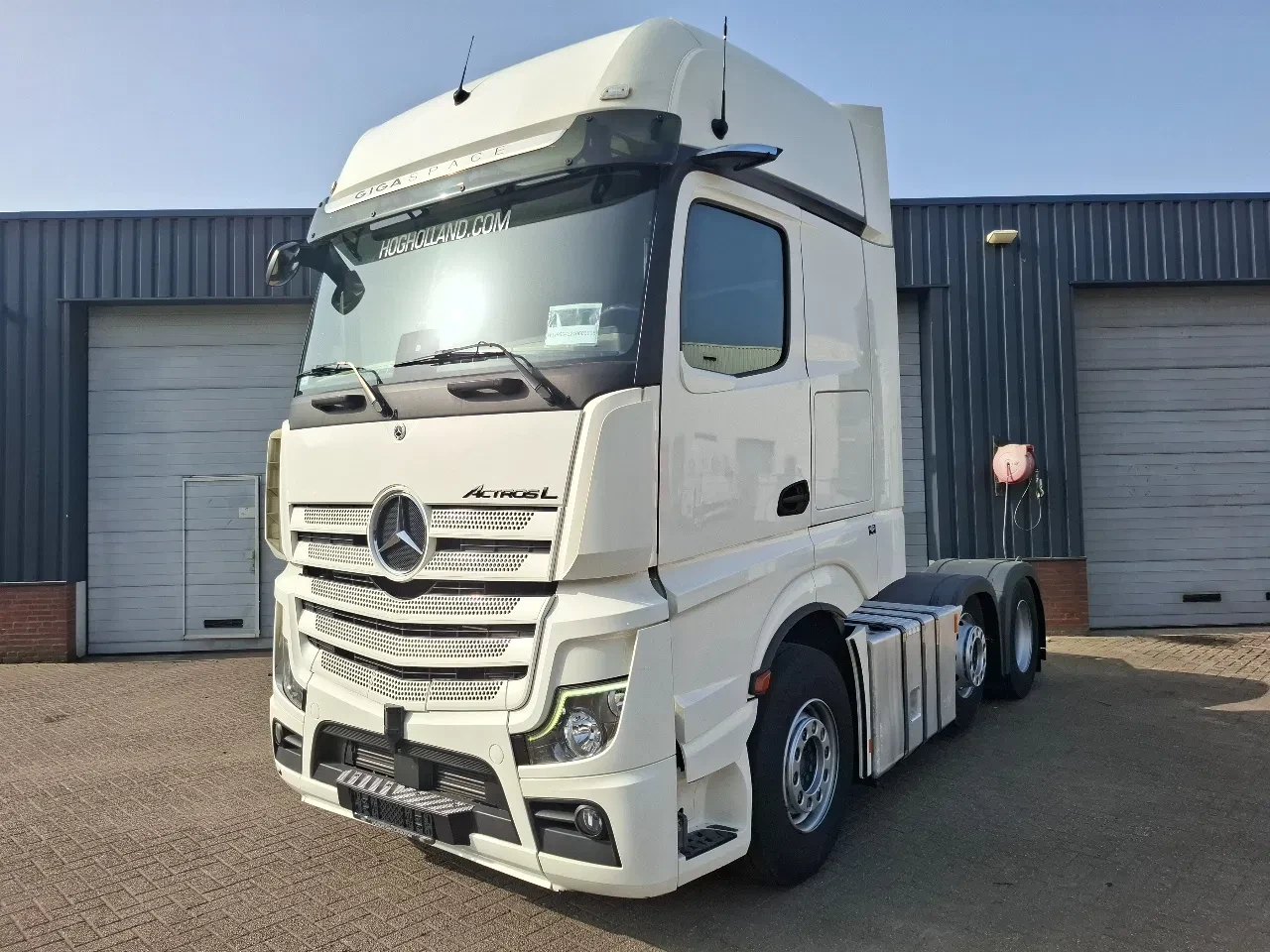Mercedes-Benz Actros 2545 GIGASPACE 6X2 03906 leasen