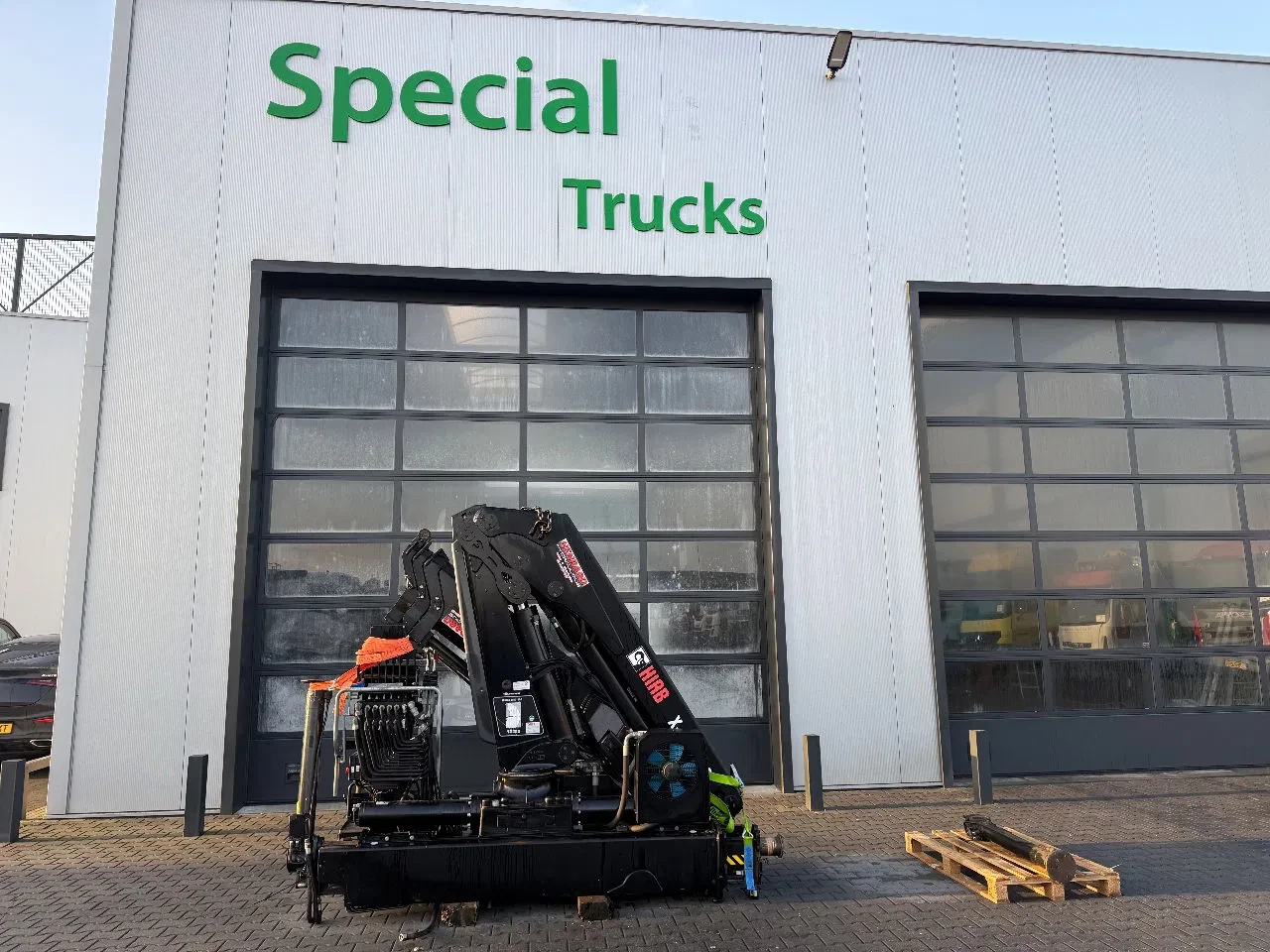 Hiab X-DUO 218 E-2 Crane / Kraan / Autolaadkraan / Ladekrane / Kran / Grua / Grues leasen