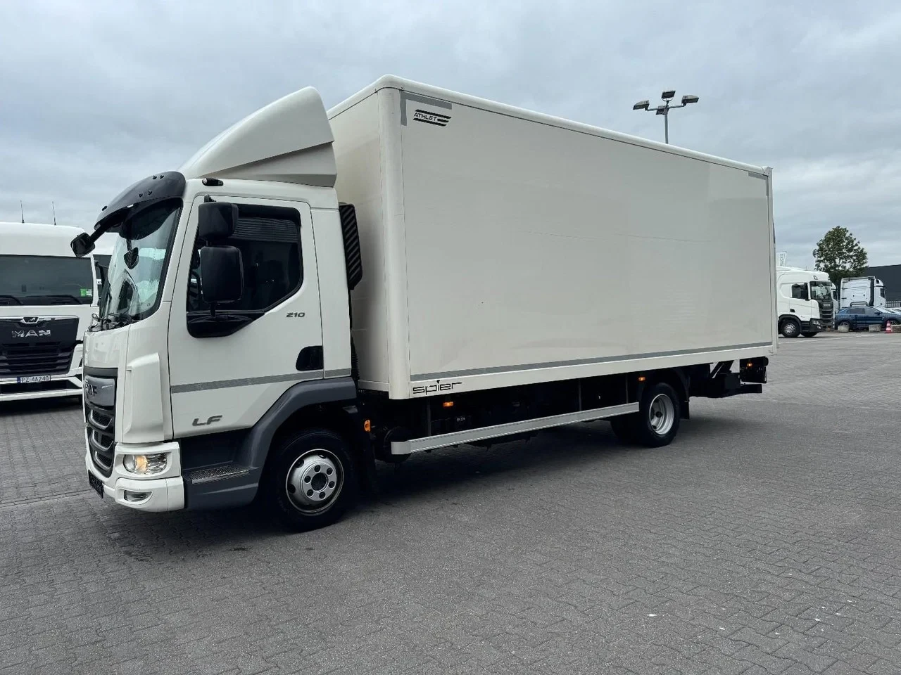 DAF LF 210 7490 kg, 70000 km , super condition leasen