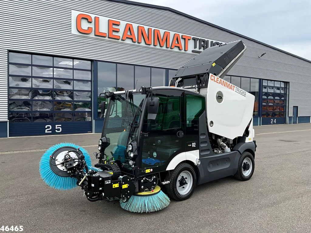 Mathieu MC 210 Azura Flex Euro 6 with 3-rd brush leasen