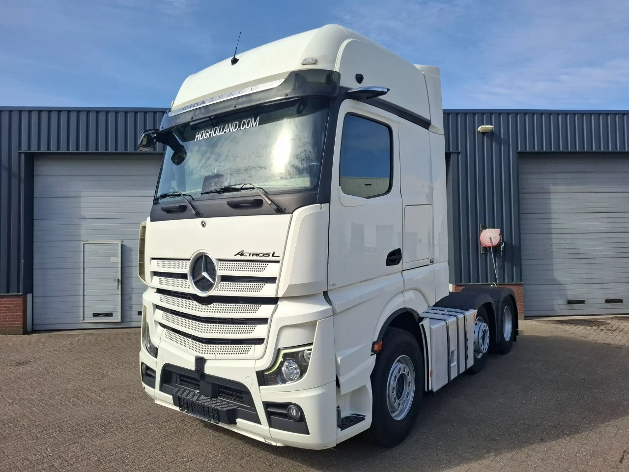 Mercedes-Benz Actros 2545 GIGASPACE 6X2 12239 leasen