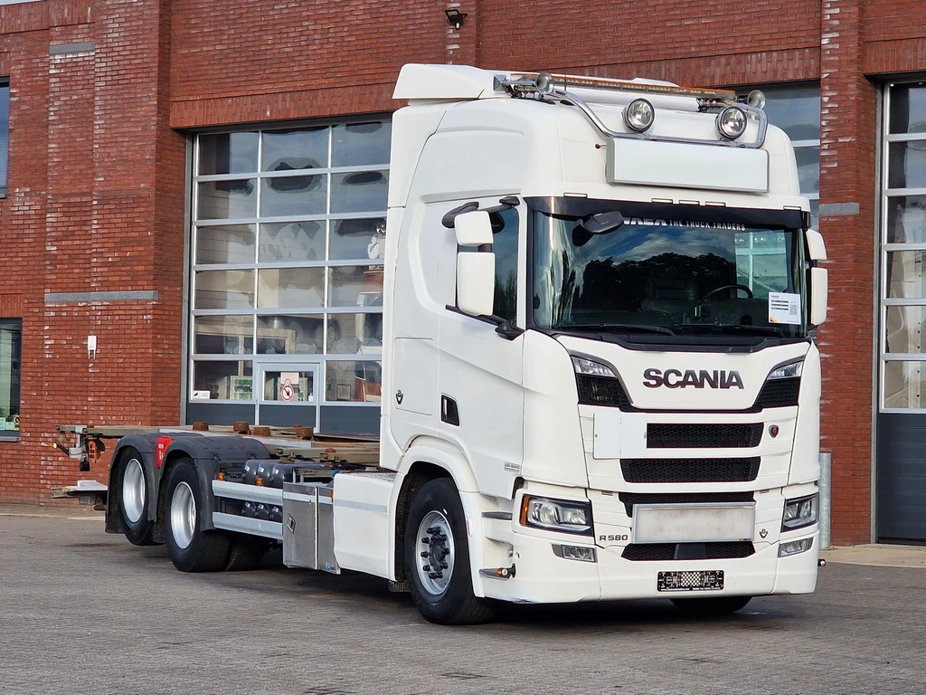 Scania R R580 V8 NGS Highline 6x2 - BDF - Retarder - Full air - Leather - Navi leasen