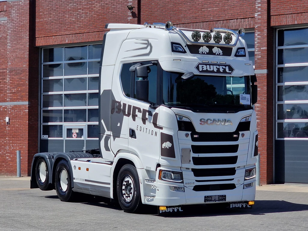 Scania S S580 V8 NGS Highline 6x2 - BUFFL edition - Retarder - Full air - 3.15 WB - Led leasen
