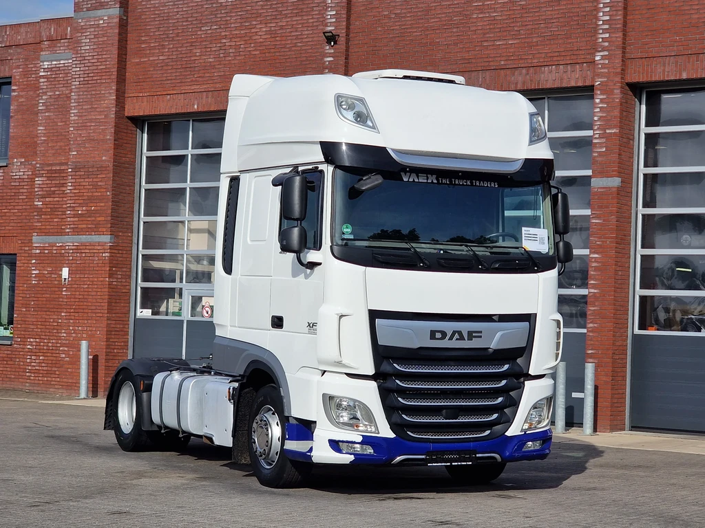 DAF XF 480 SuperSpaceCab 4x2 - Night clima - 2x tank - Fridge - Double bed leasen