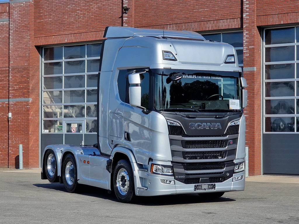 Scania R R590 V8 NGS Highline 6x2 - NEW - 2.95WB - Retarder - Night clima - Leather - Alloy leasen