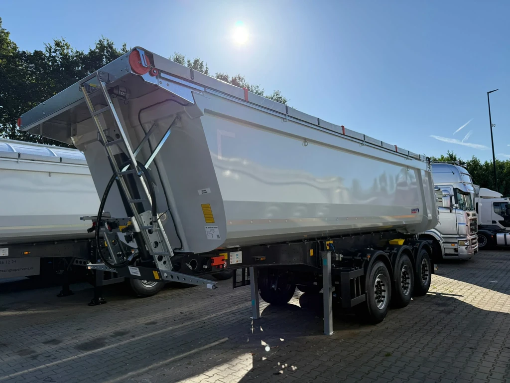 Schmitz Cargobull SKI24 SL 28m3 Stalen kipper Liftas Automatisch zeil, Nieuw leasen