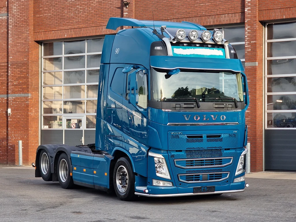 Volvo FH 13.540 Globetrotter XL 6x2 - Retarder - Full air - Leather leasen