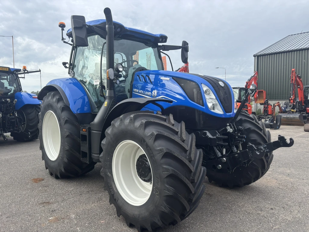 NEW HOLLAND T6.145DC STAGE V leasen